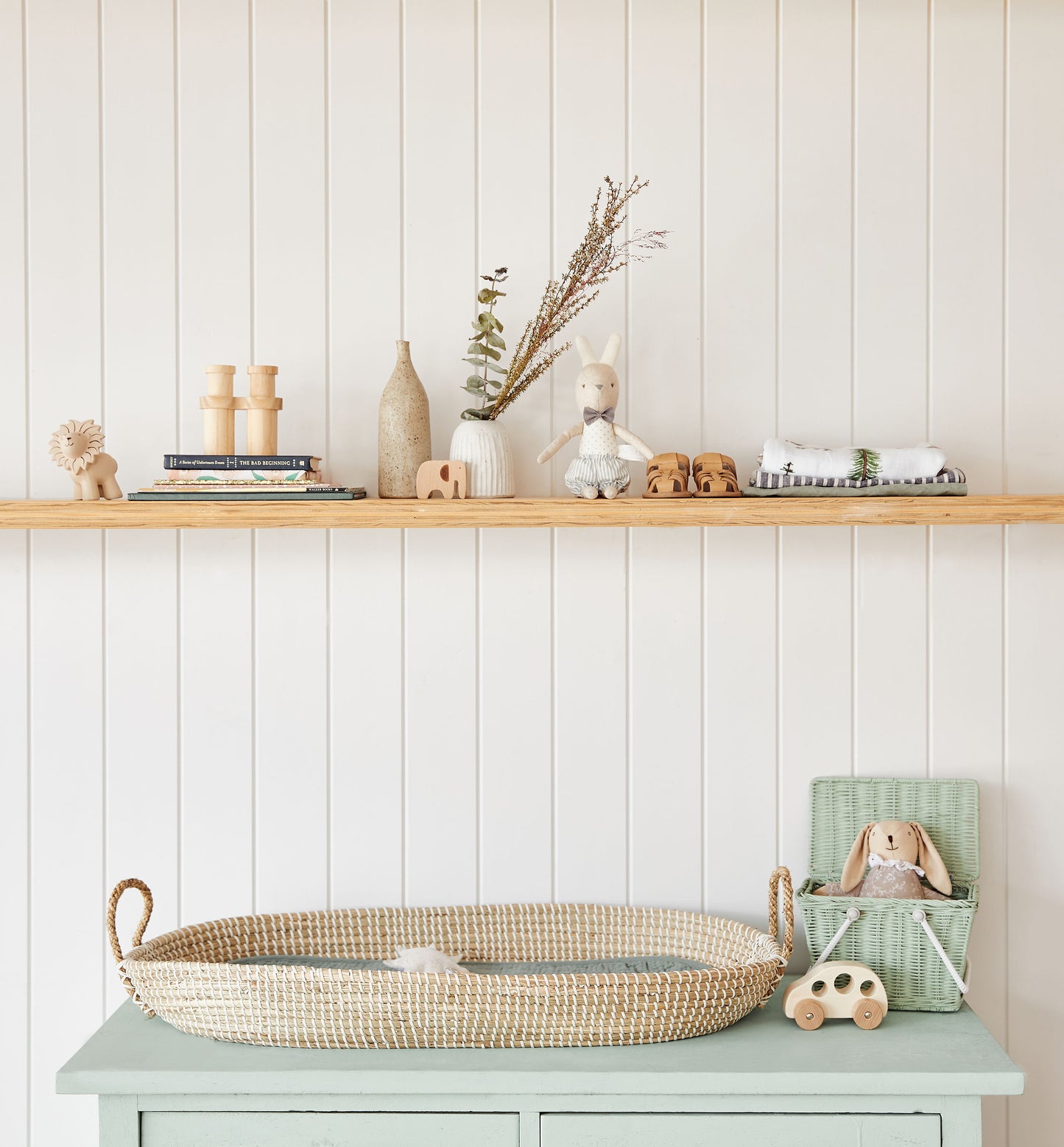 REVA SEAGRASS CHANGING BASKET natural