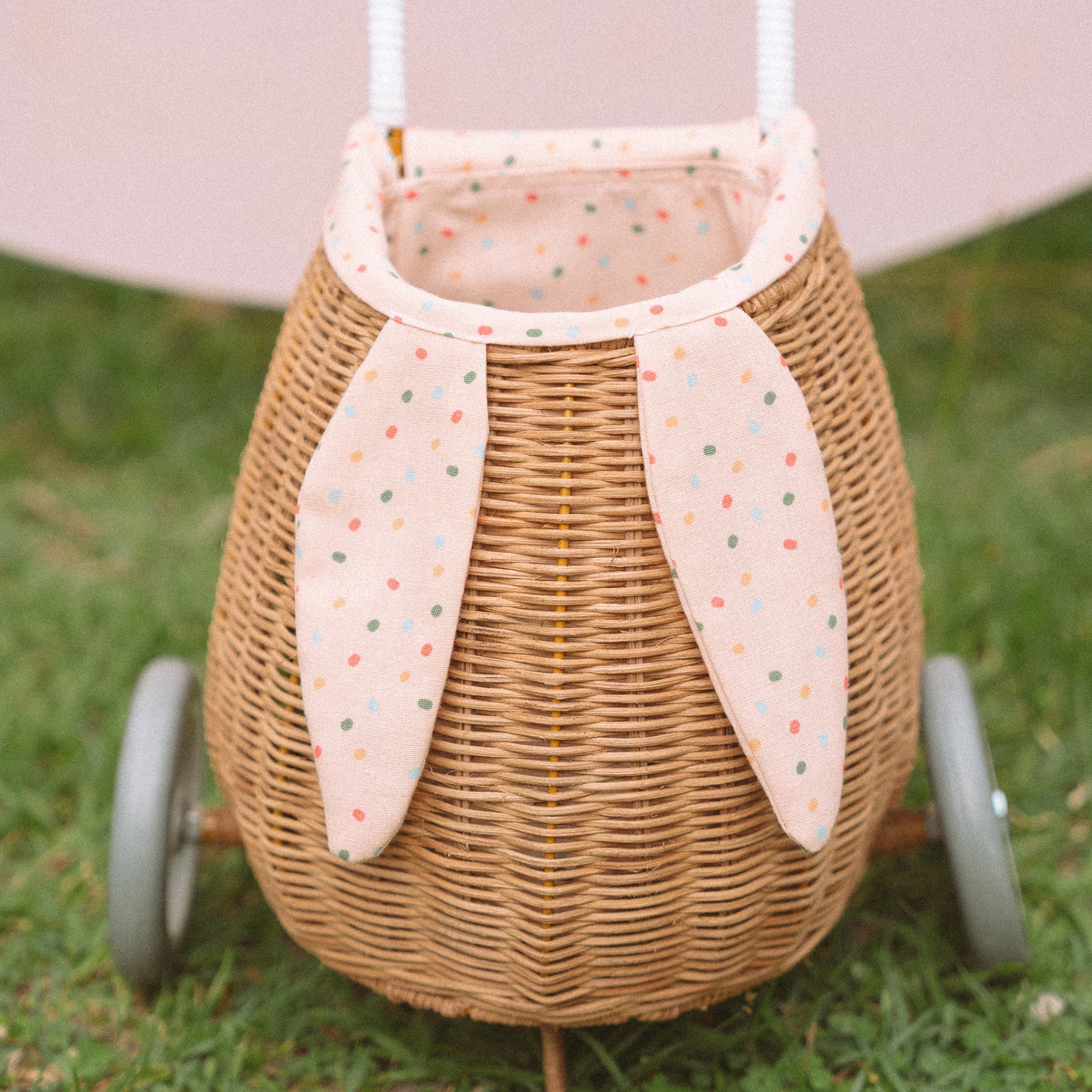 RATTAN BUNNY LUGGY WITH LINING
gumdrop