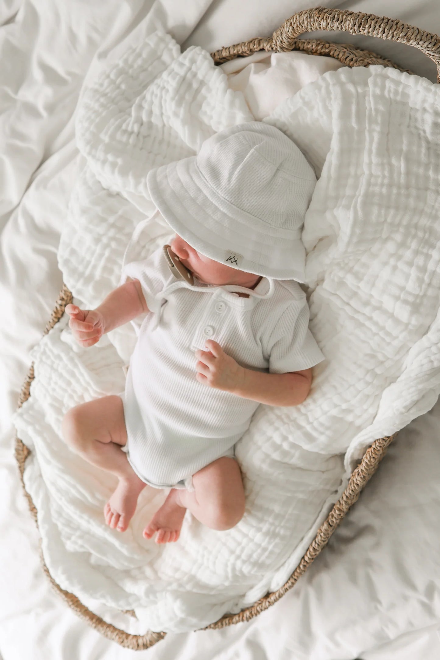 Summer Bodysuit & Sun Hat - White
