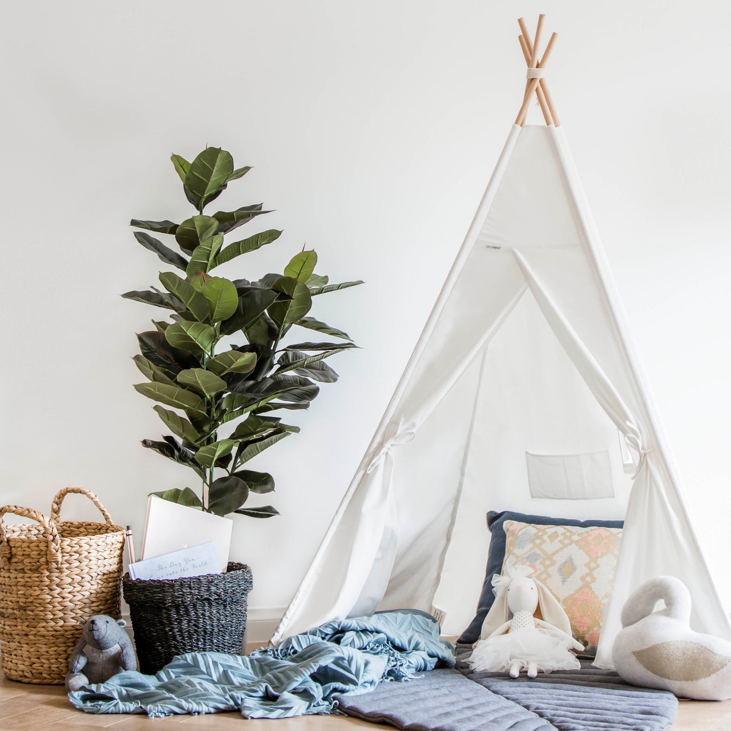 Kids Teepee Tent - White