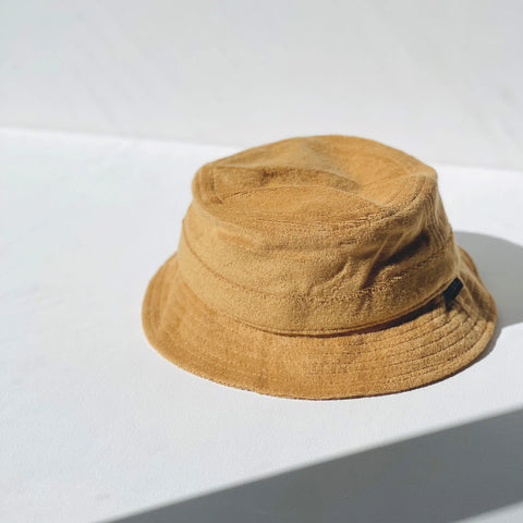 terry bucket hat - golden tan